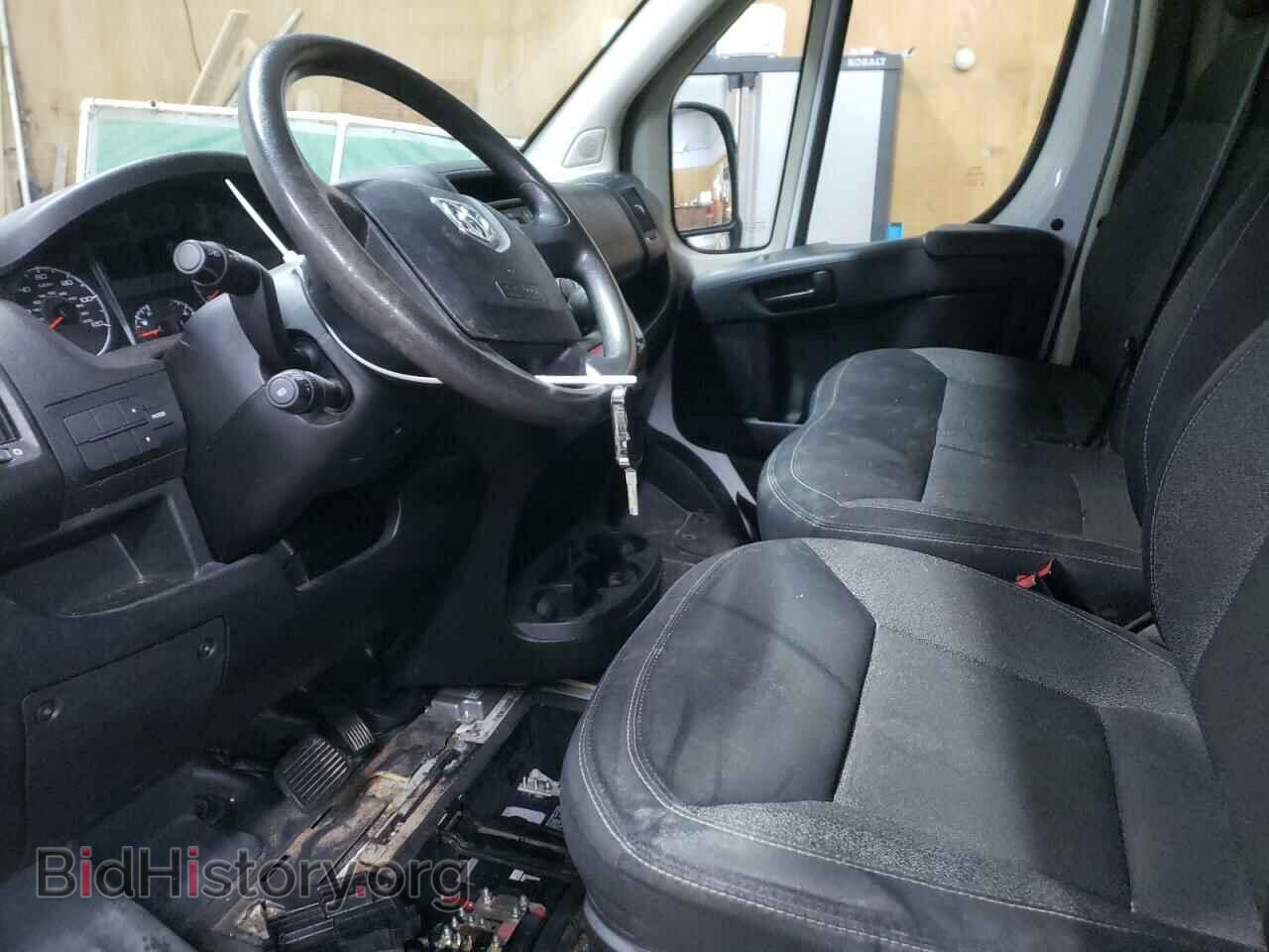 2015 RAM All Models - VIN: 3C6TRVDD7FE501584 - Фото 7