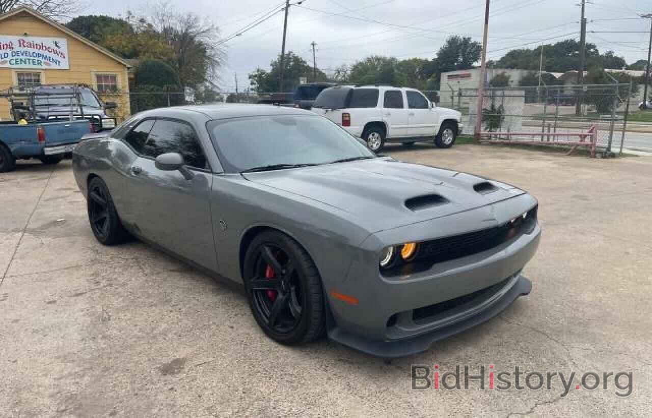 Dodge Challenger 392 Hemi