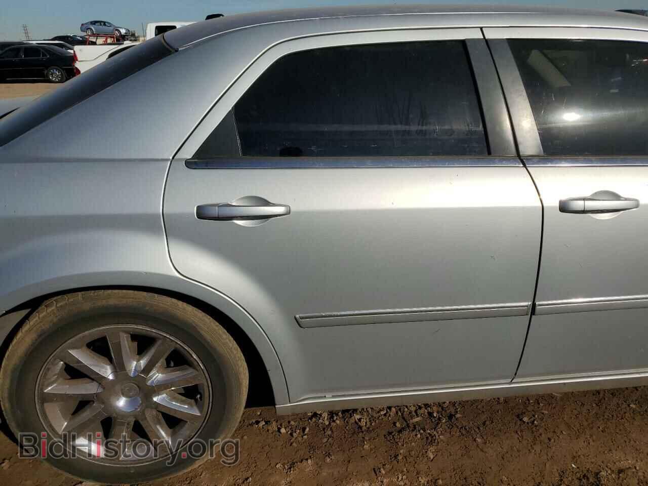 2007 CHRYSLER 300 - VIN: 2C3KA53GX7H683086 - Фото 10