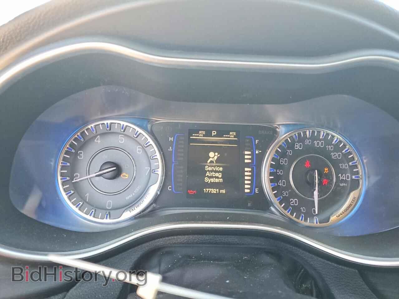 2016 CHRYSLER 200 - VIN: 1C3CCCAB9GN107264 - Photo 9