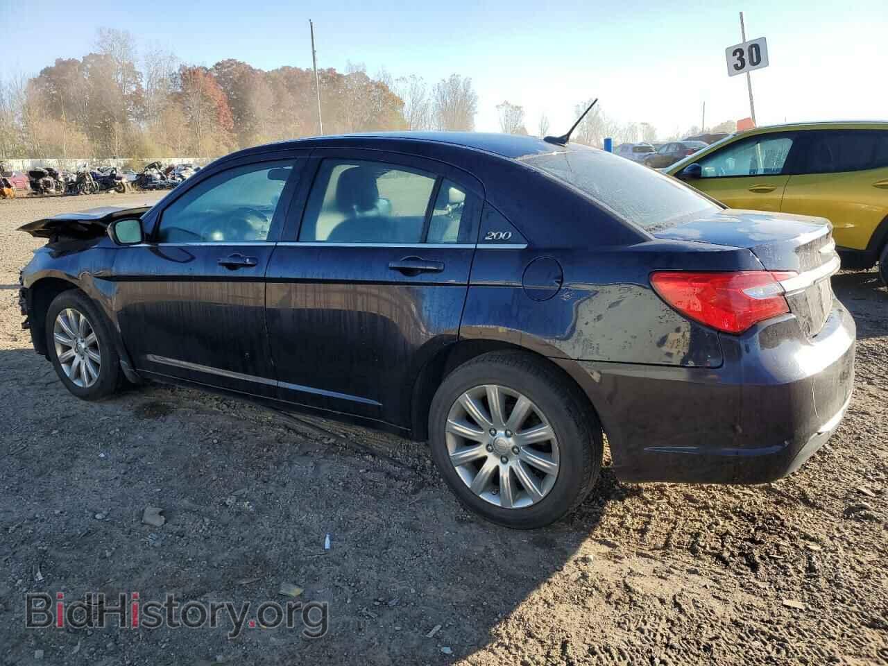 2011 CHRYSLER 200 - VIN: 1C3BC1FB8BN579716 - Фото 2