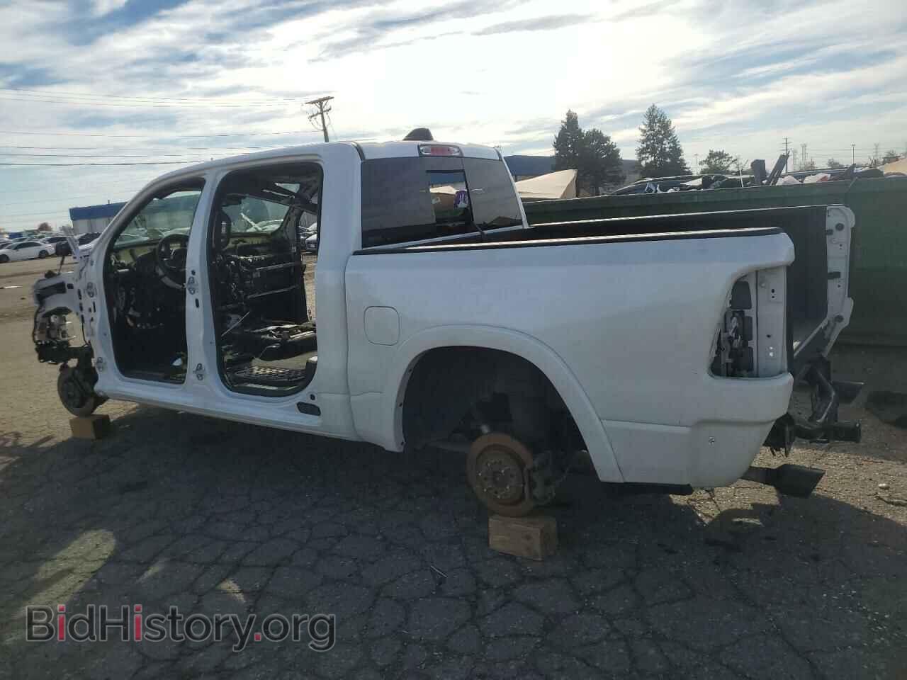 2020 RAM 1500 - VIN: 1C6SRFJT8LN329005 - Фото 2