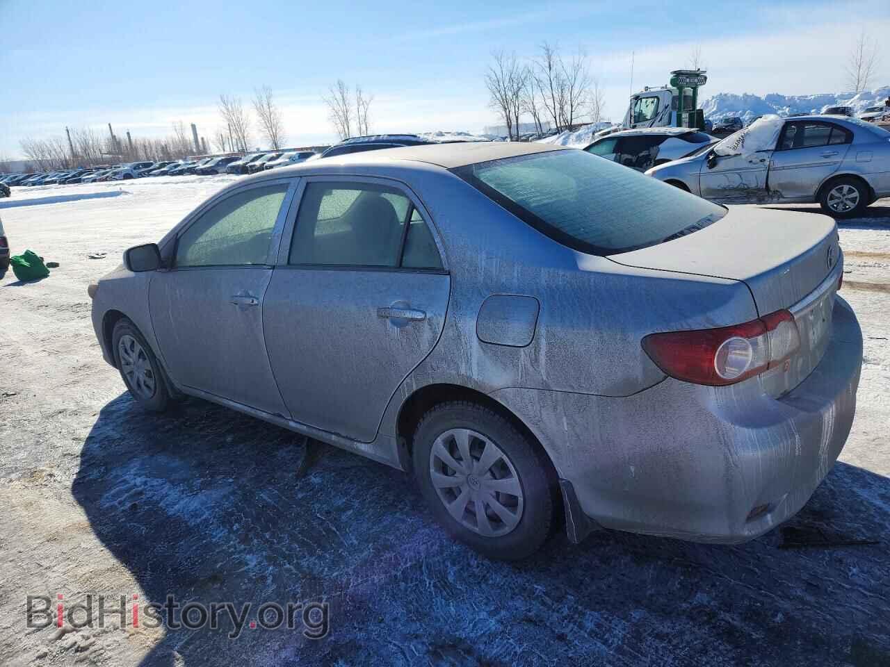 2011 TOYOTA COROLLA - VIN: 2T1BU4EE7BC617428 - Фото 2