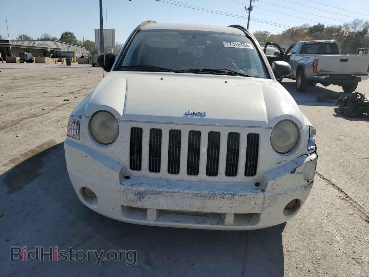 2007 JEEP COMPASS - VIN: 1J8FT47047D418703 - Фото 5