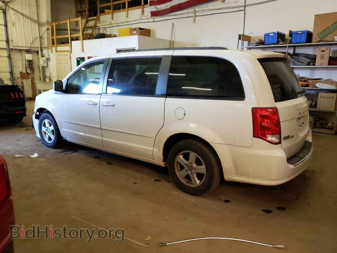 2013 DODGE CARAVAN - VIN: 2C4RDGCG0DR582819 - Фото 2