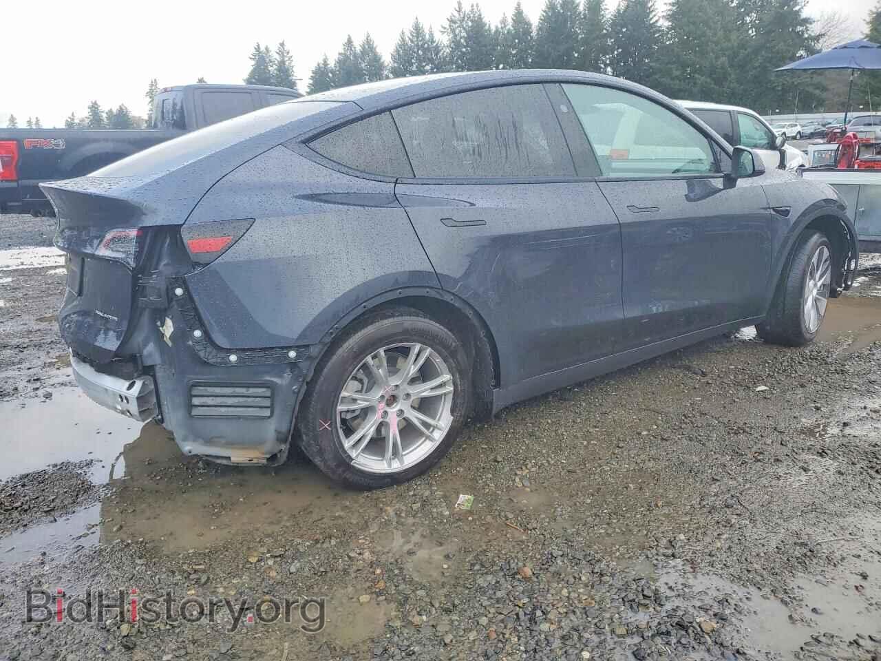 2024 TESLA MODEL Y - VIN: 7SAYGDEE2RF984392 - Фото 3