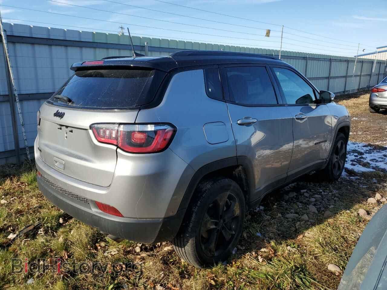2019 JEEP COMPASS - VIN: 3C4NJDBB0KT593065 - Фото 3