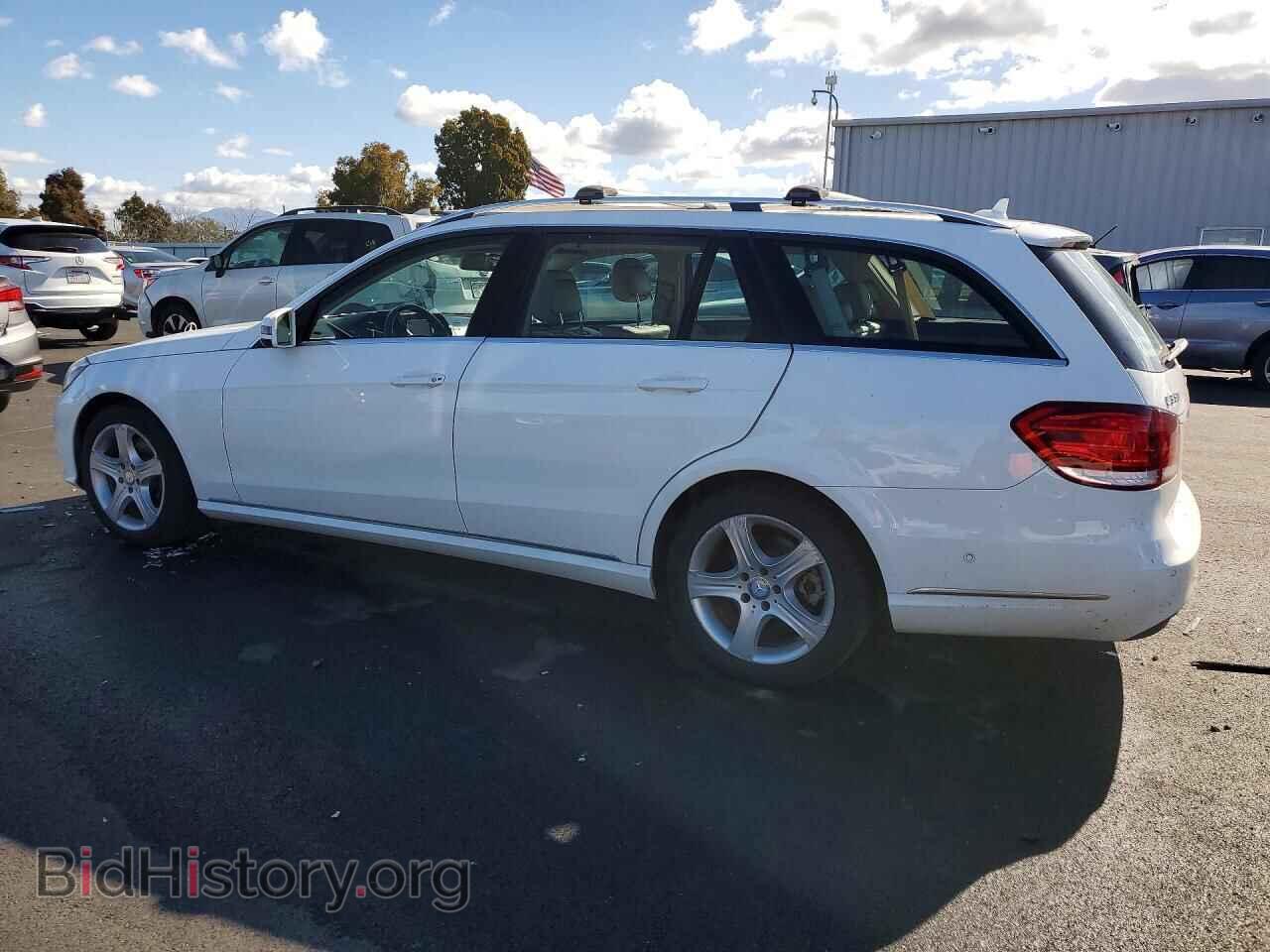 2014 MERCEDES-BENZ E-CLASS - VIN: WDDHH8JB2EA812398 - Фото 2