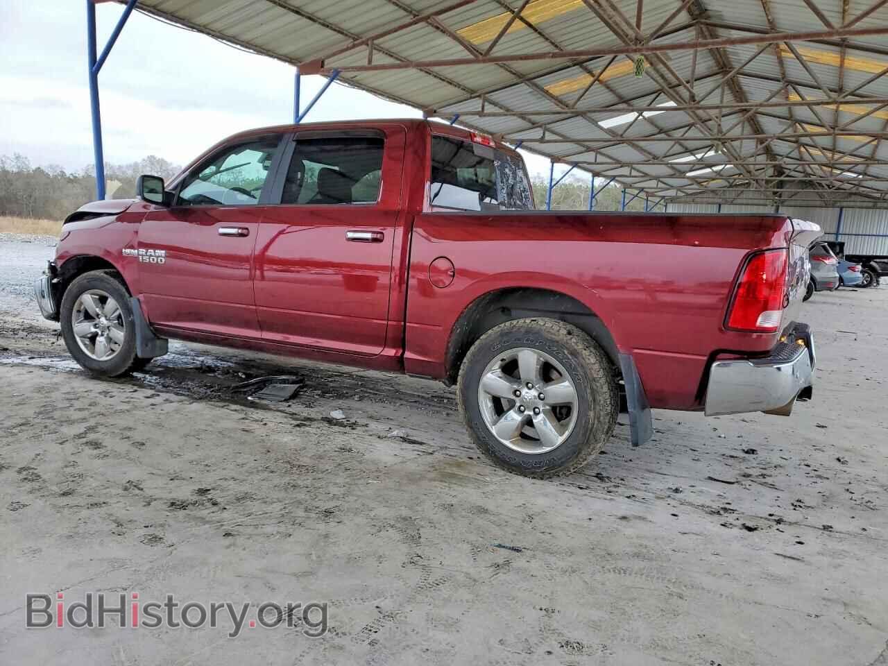 2018 RAM 1500 - VIN: 3C6RR6LT0JG210012 - Photo 2