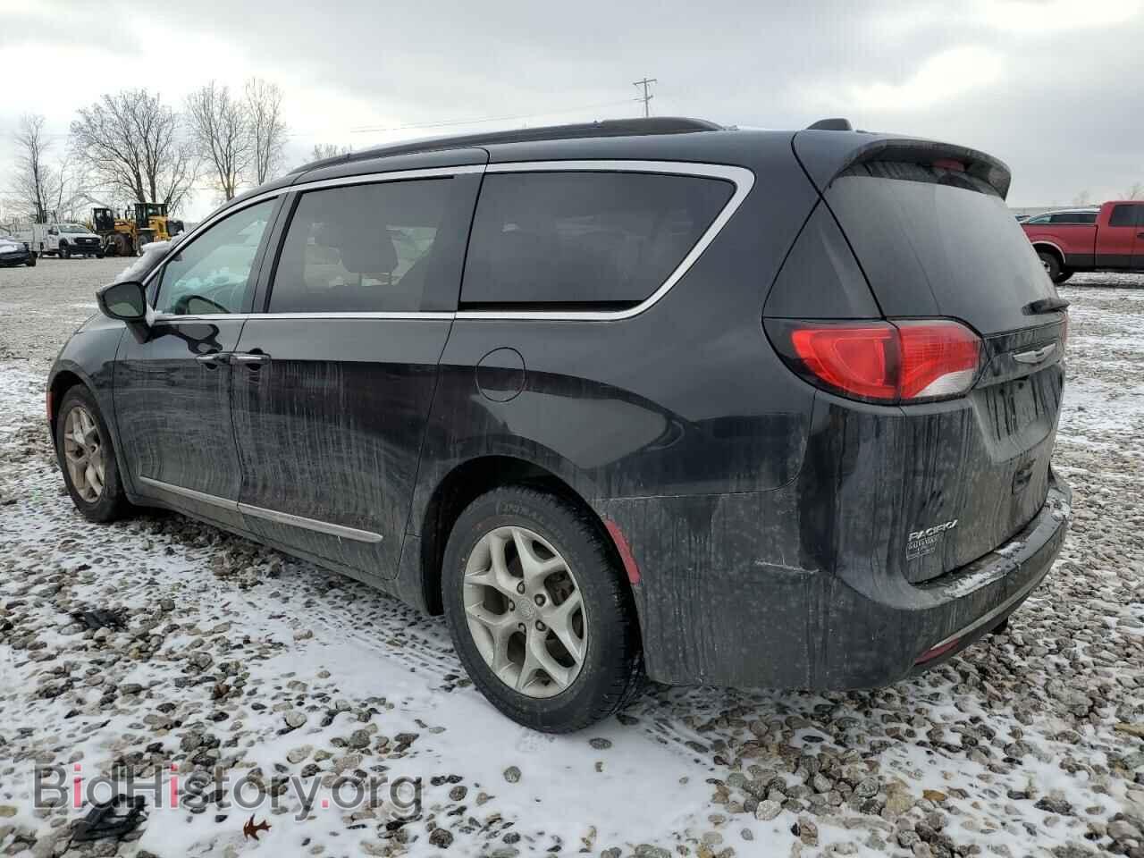 2017 CHRYSLER PACIFICA - VIN: 2C4RC1BG4HR810036 - Photo 2