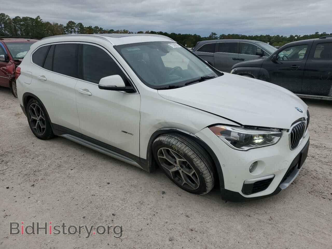 2016 BMW X1 - VIN: WBXHT3C3XG5F64968 - Фото 4