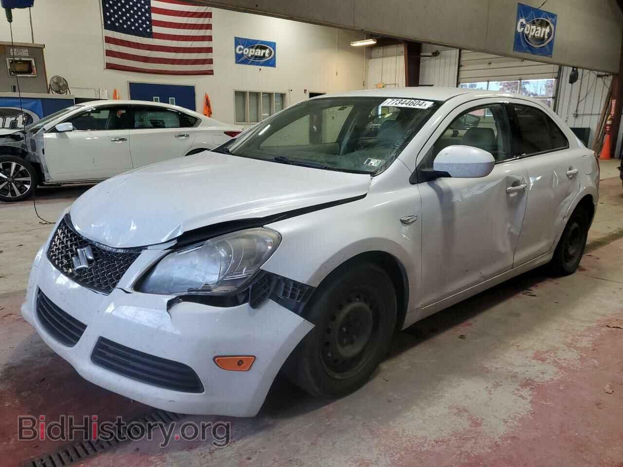 Photo JS2RF9A1XC6100146 - SUZUKI KIZASHI 2012