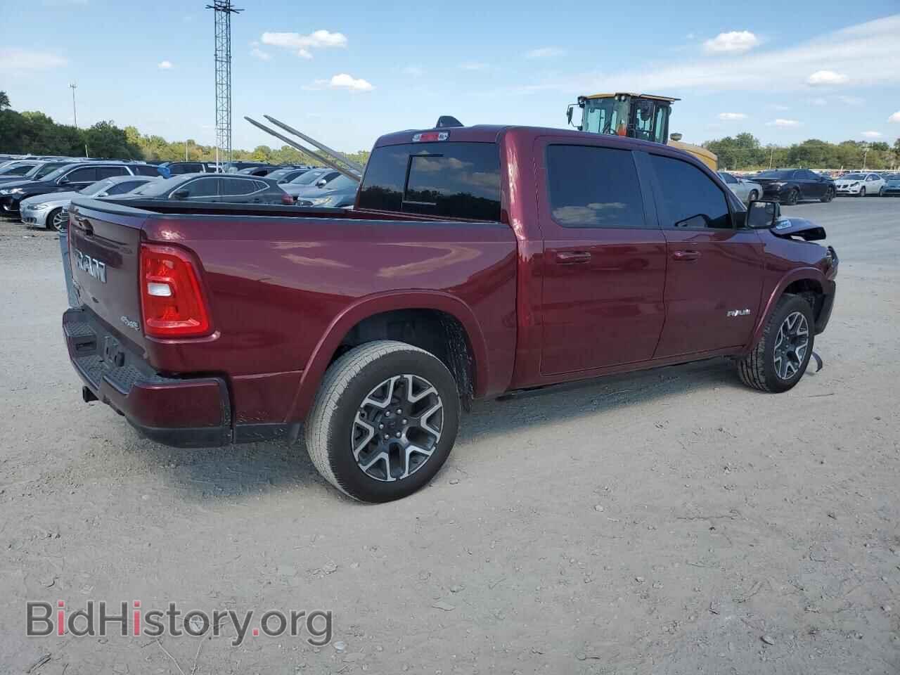 2025 RAM 1500 - VIN: 1C6SRFJP8SN553585 - Фото 3