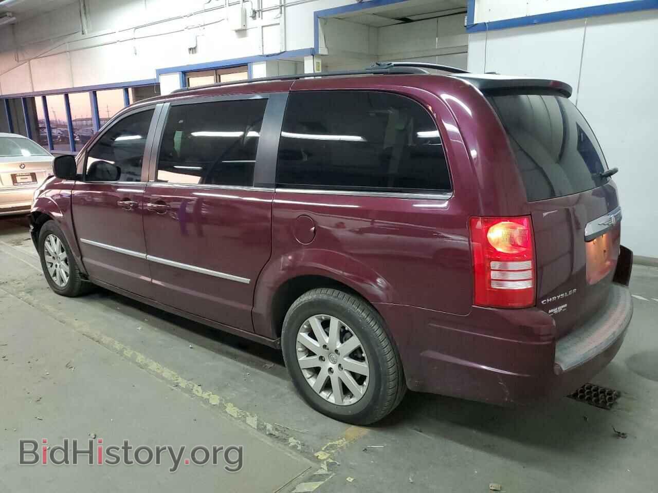 2009 CHRYSLER MINIVAN - VIN: 2A8HR54159R522207 - Фото 2