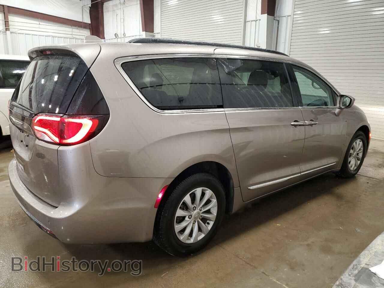 2017 CHRYSLER PACIFICA - VIN: 2C4RC1BG8HR552586 - Фото 3
