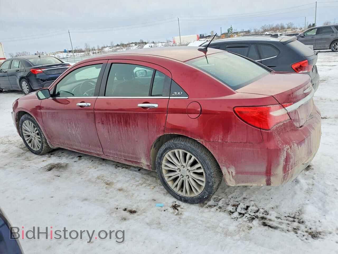 2013 CHRYSLER 200 - VIN: 1C3CCBCG8DN667372 - Фото 2