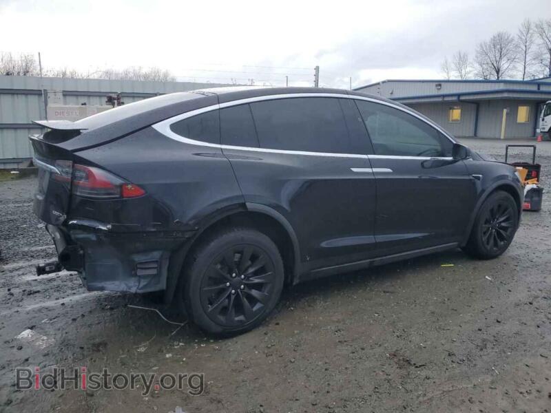 2017 Tesla MODEL X (VIN 5YJXCDE20HF060980) — фото 3 из 14