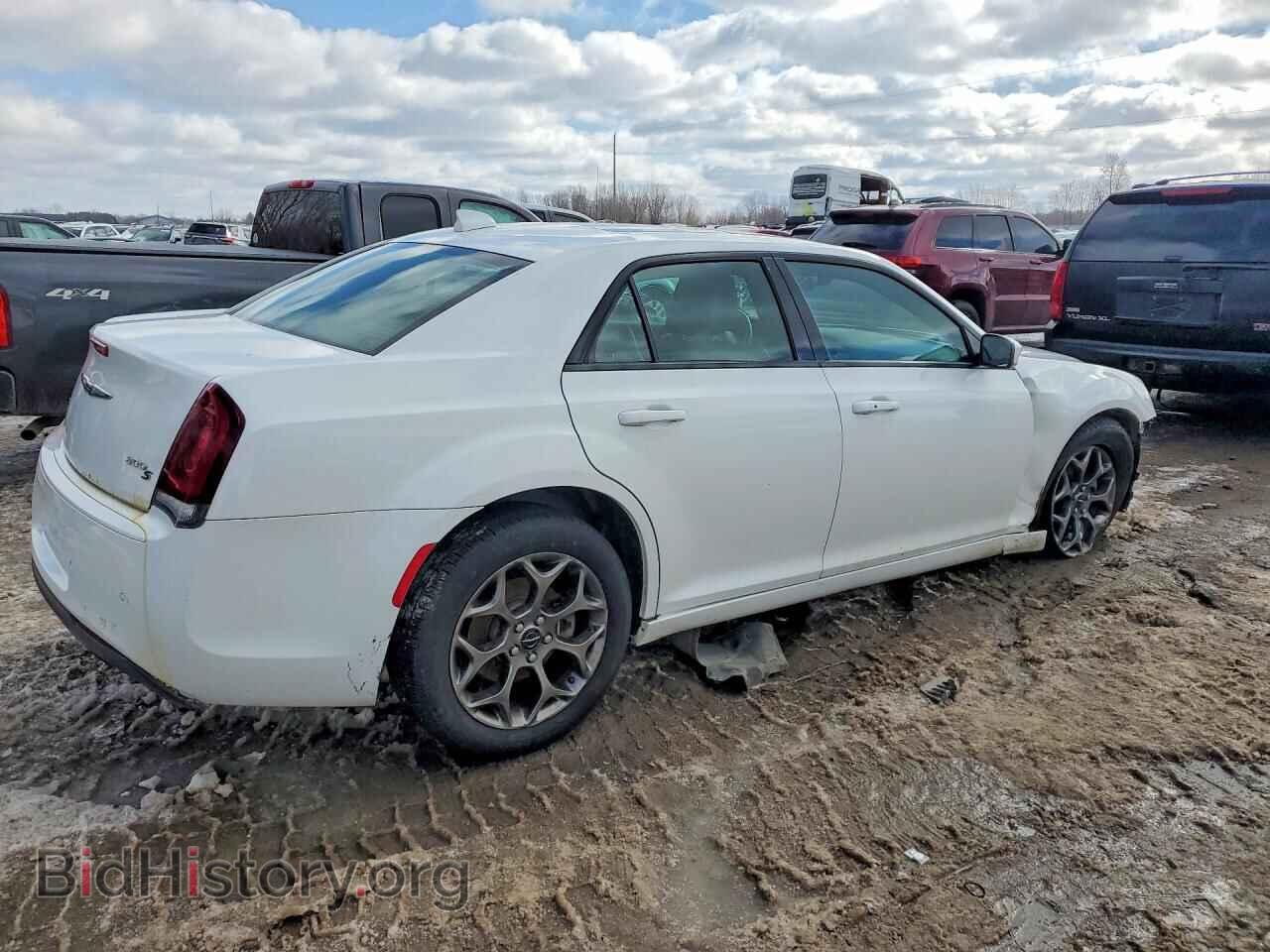 2016 CHRYSLER 300 - VIN: 2C3CCAGG0GH311385 - Фото 3
