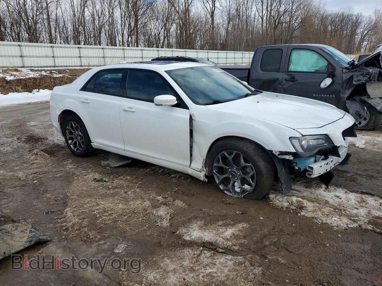 2016 CHRYSLER 300 - VIN: 2C3CCAGG0GH311385 - Фото 4