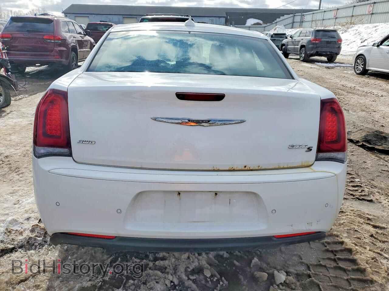 2016 CHRYSLER 300 - VIN: 2C3CCAGG0GH311385 - Фото 6