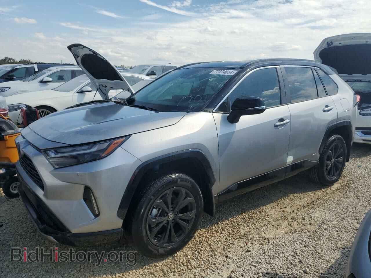 Photo 2T3E6RFV0RW063071 - TOYOTA RAV4 2024