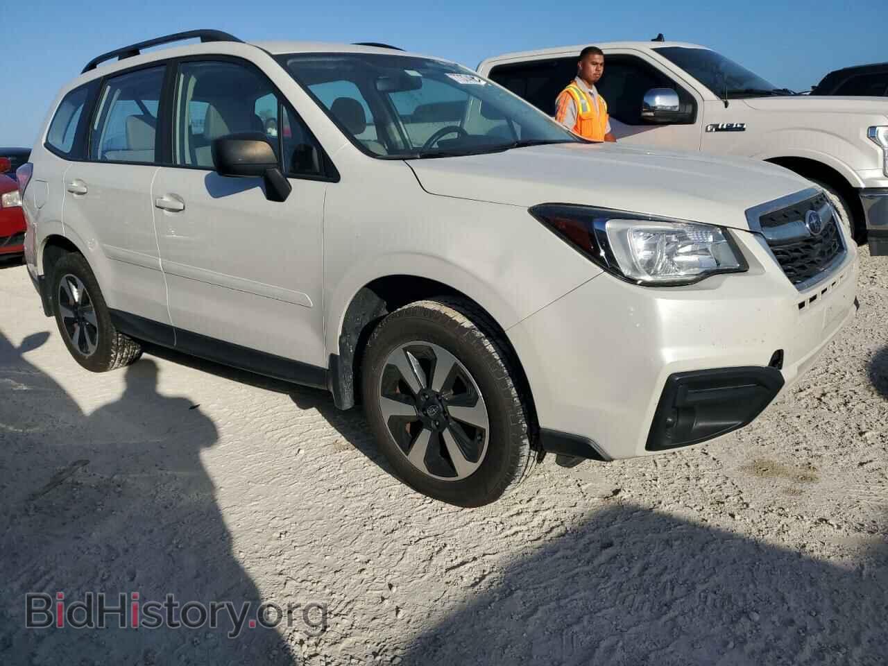 2017 SUBARU FORESTER - VIN: JF2SJABC6HH541121 - Фото 4