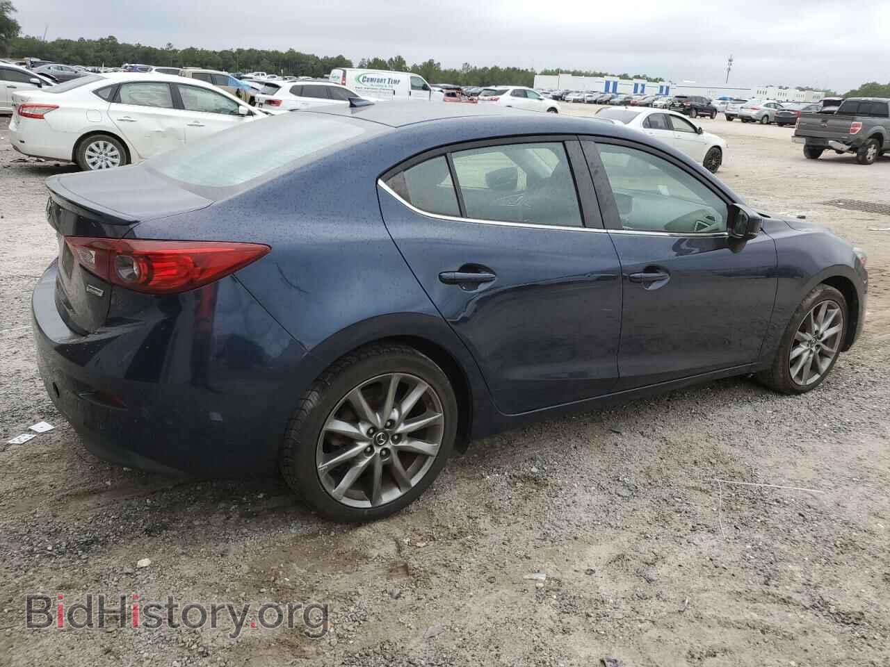 2018 MAZDA 3 - VIN: 3MZBN1V32JM257563 - Фото 3