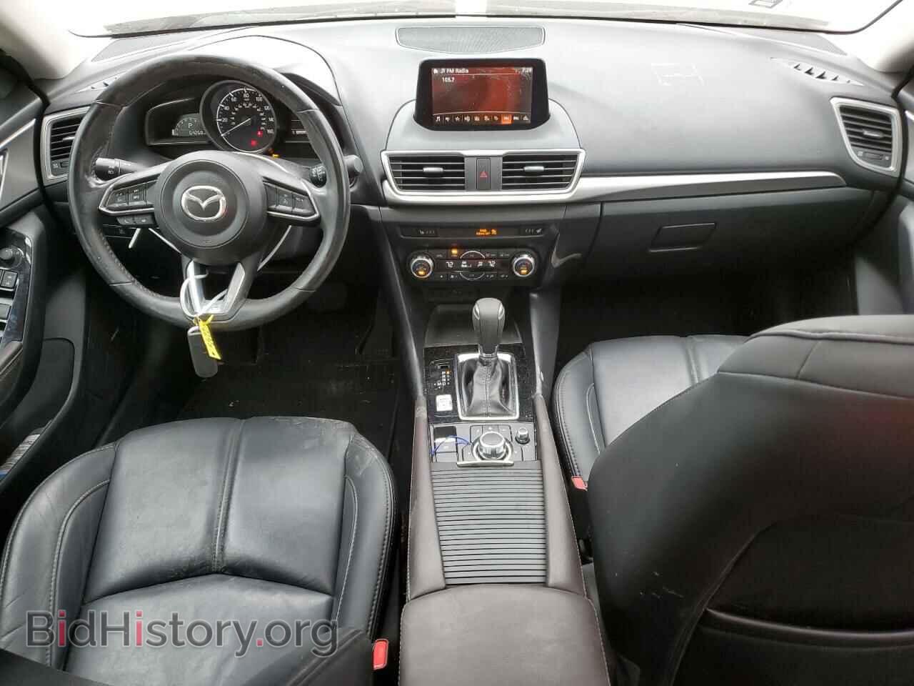 2018 MAZDA 3 - VIN: 3MZBN1V32JM257563 - Фото 8
