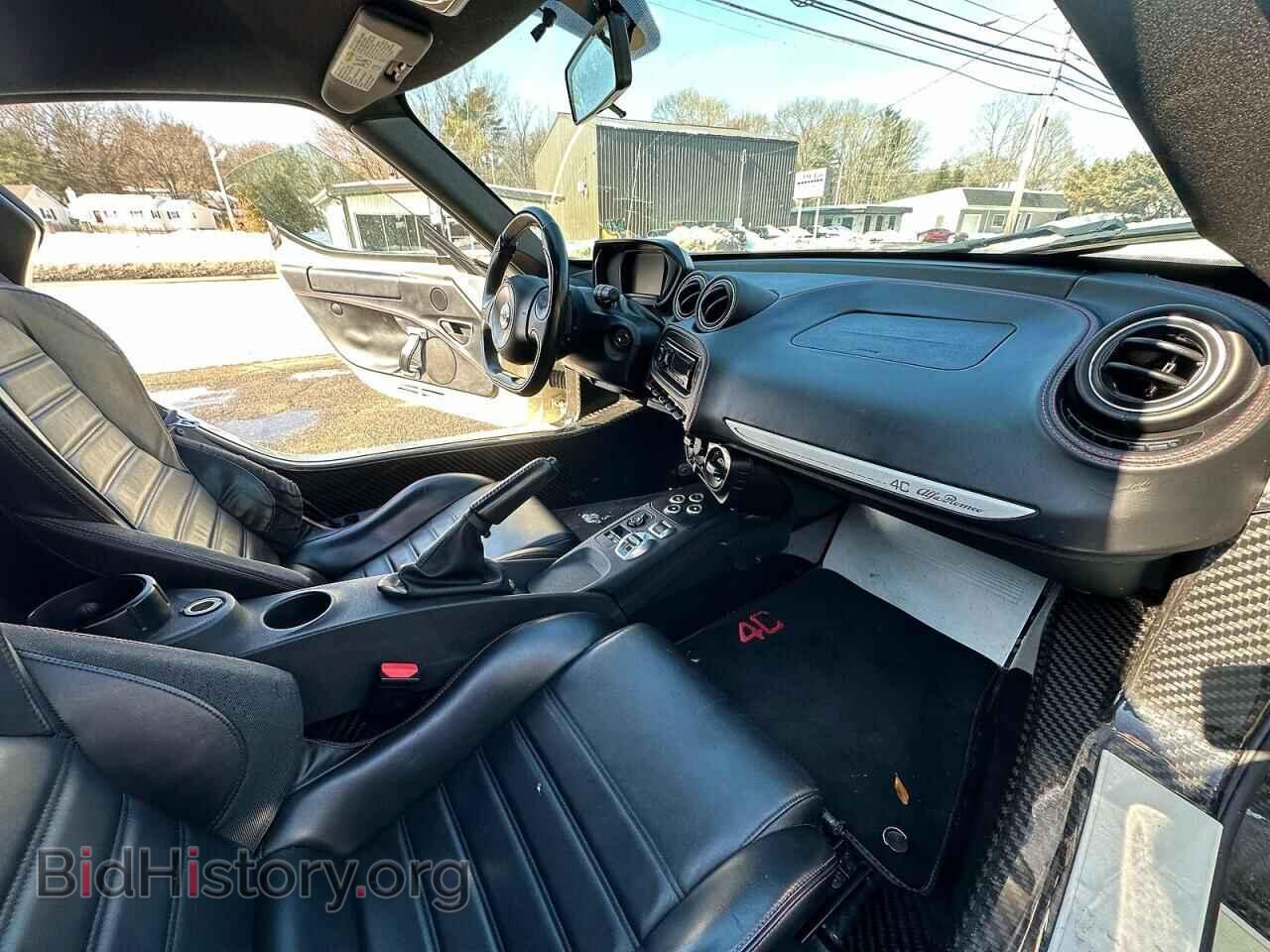 2016 ALFA ROMEO 4C - VIN: ZARBAAA41GM177436 - Фото 5