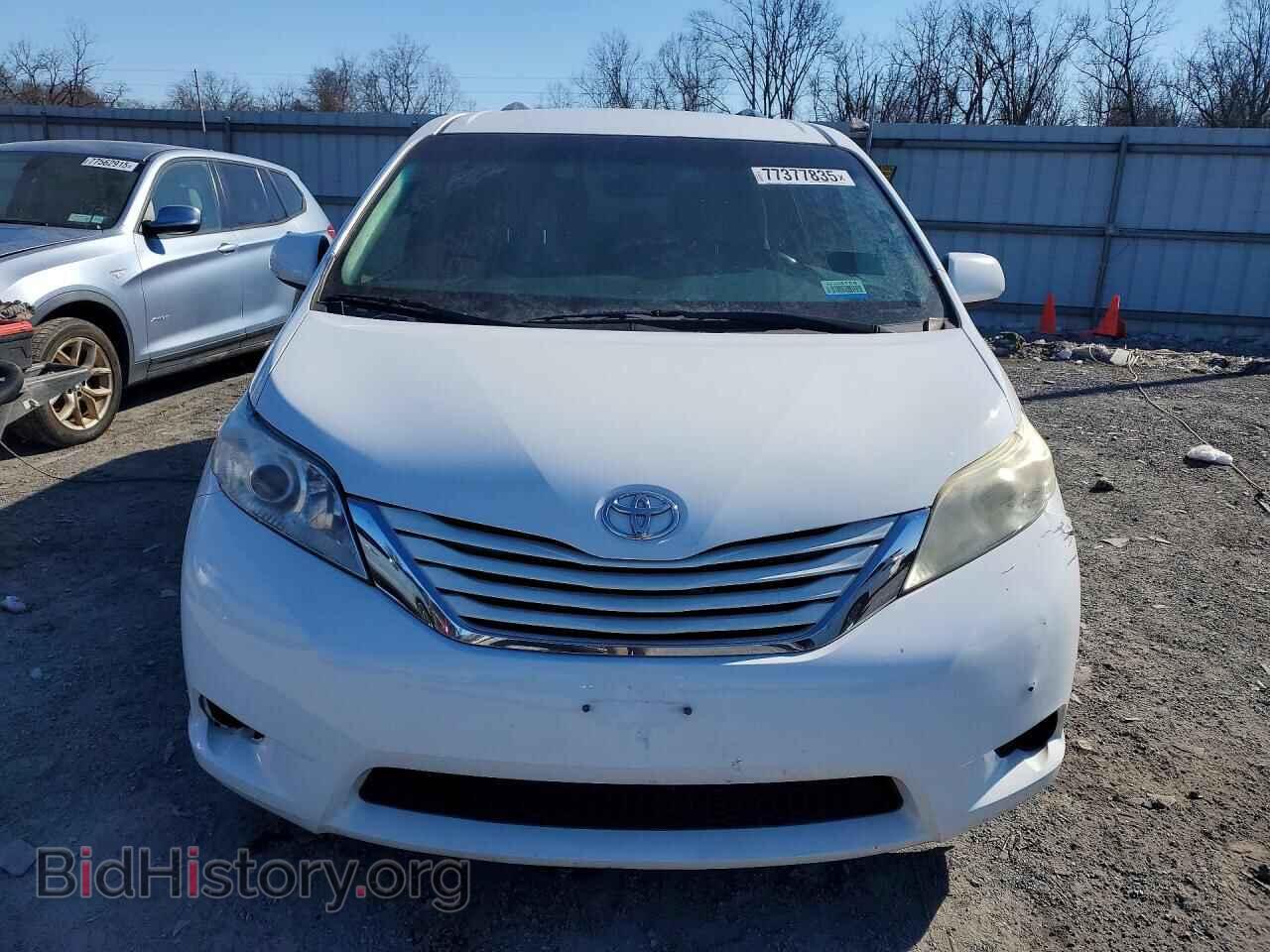 2017 TOYOTA All Models - VIN: 5TDKZ3DC8HS769732 - Фото 5