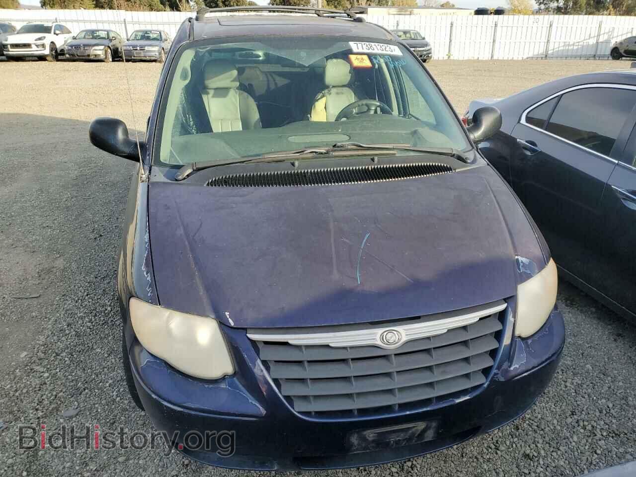 2005 CHRYSLER MINIVAN - VIN: 2C4GP54L75R297051 - Фото 5