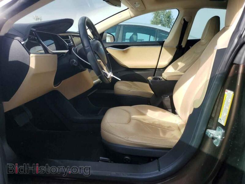 2013 Tesla MODEL S (VIN 5YJSA1CN7DFP04271) — фото 7 из 12