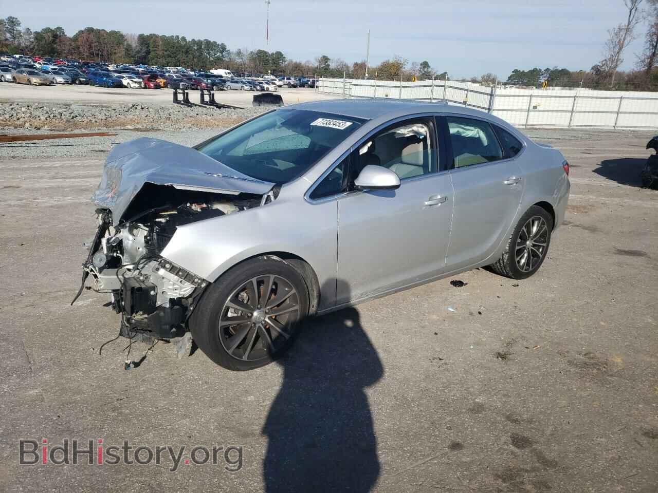 Photo 1G4PR5SK8H4121956 - BUICK VERANO 2017