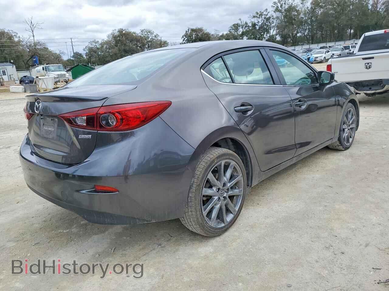 2018 MAZDA 3 - VIN: 3MZBN1V35JM221995 - Фото 3