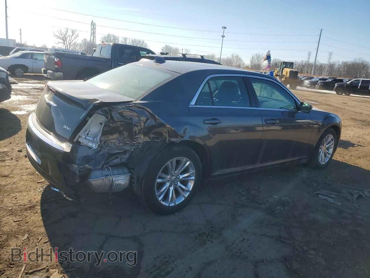 2016 CHRYSLER 300 - VIN: 2C3CCAAG1GH243834 - Фото 3