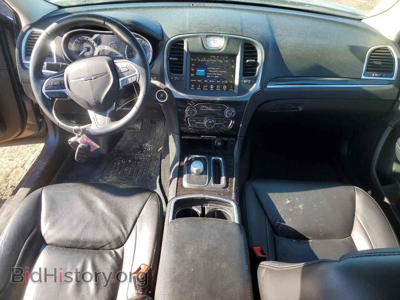 2016 CHRYSLER 300 - VIN: 2C3CCAAG1GH243834 - Фото 8