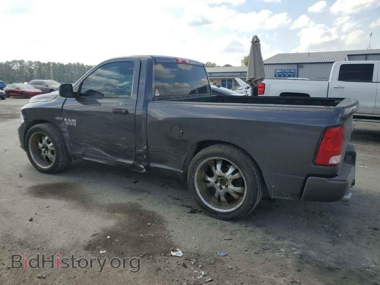 2017 RAM 1500 - VIN: 3C6JR6AT0HG664982 - Фото 2
