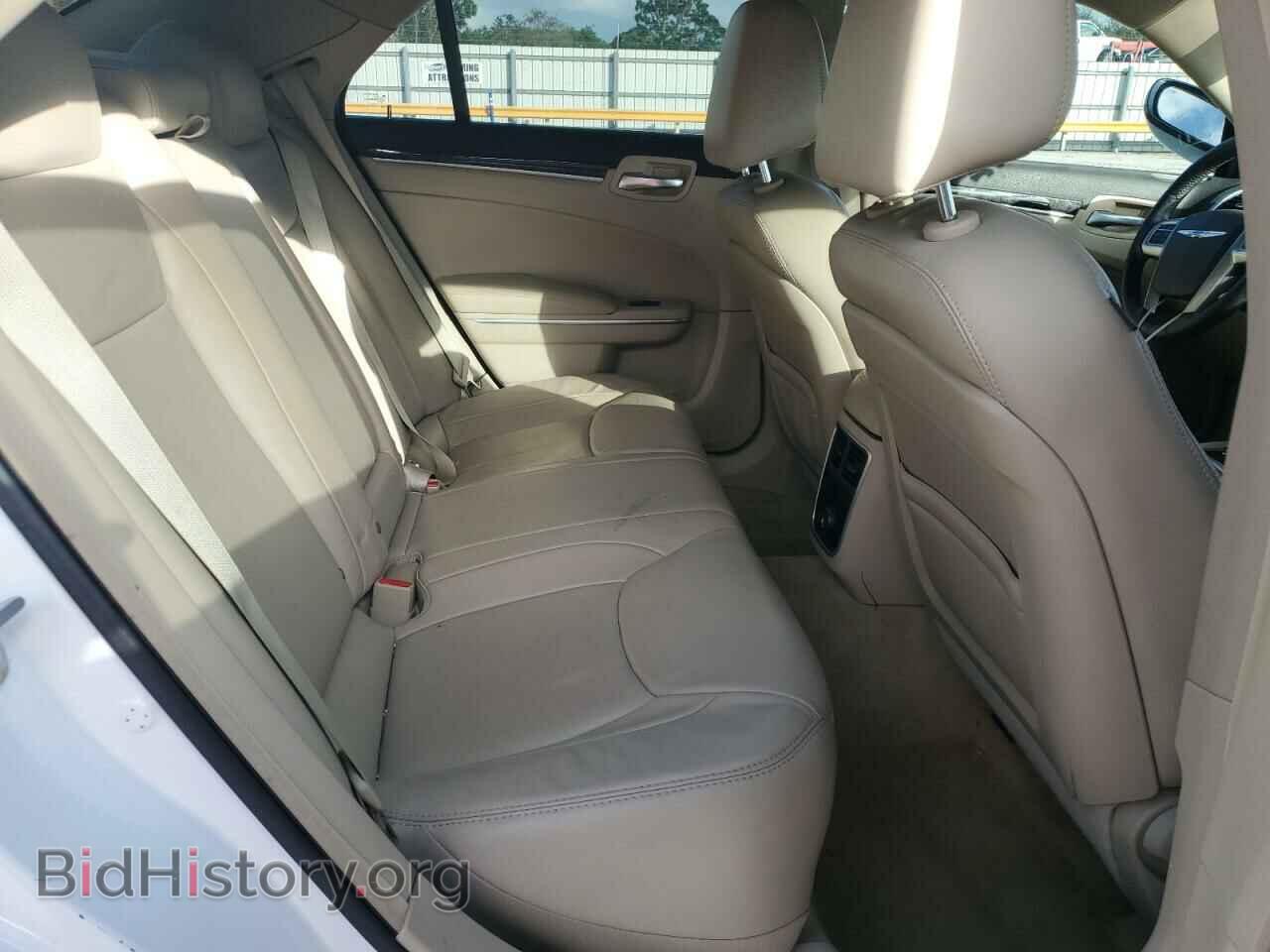 2013 CHRYSLER 300 - VIN: 2C3CCAAG8DH575054 - Фото 10