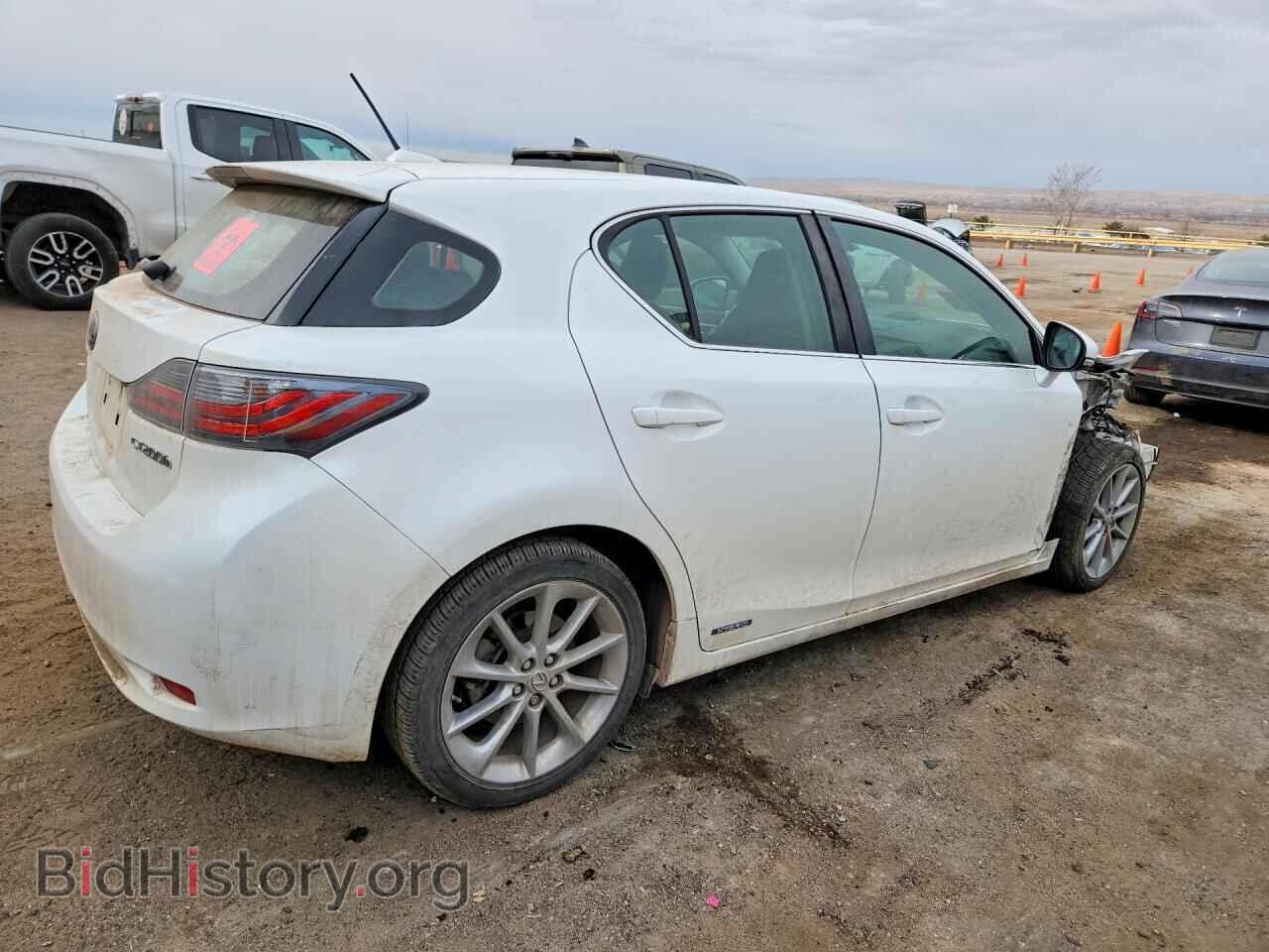2013 LEXUS CT 200 - VIN: JTHKD5BHXD2147609 - Photo 3