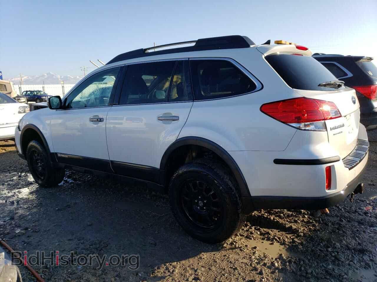 2014 SUBARU OUTBACK - VIN: 4S4BRBPC1E3240315 - Фото 2