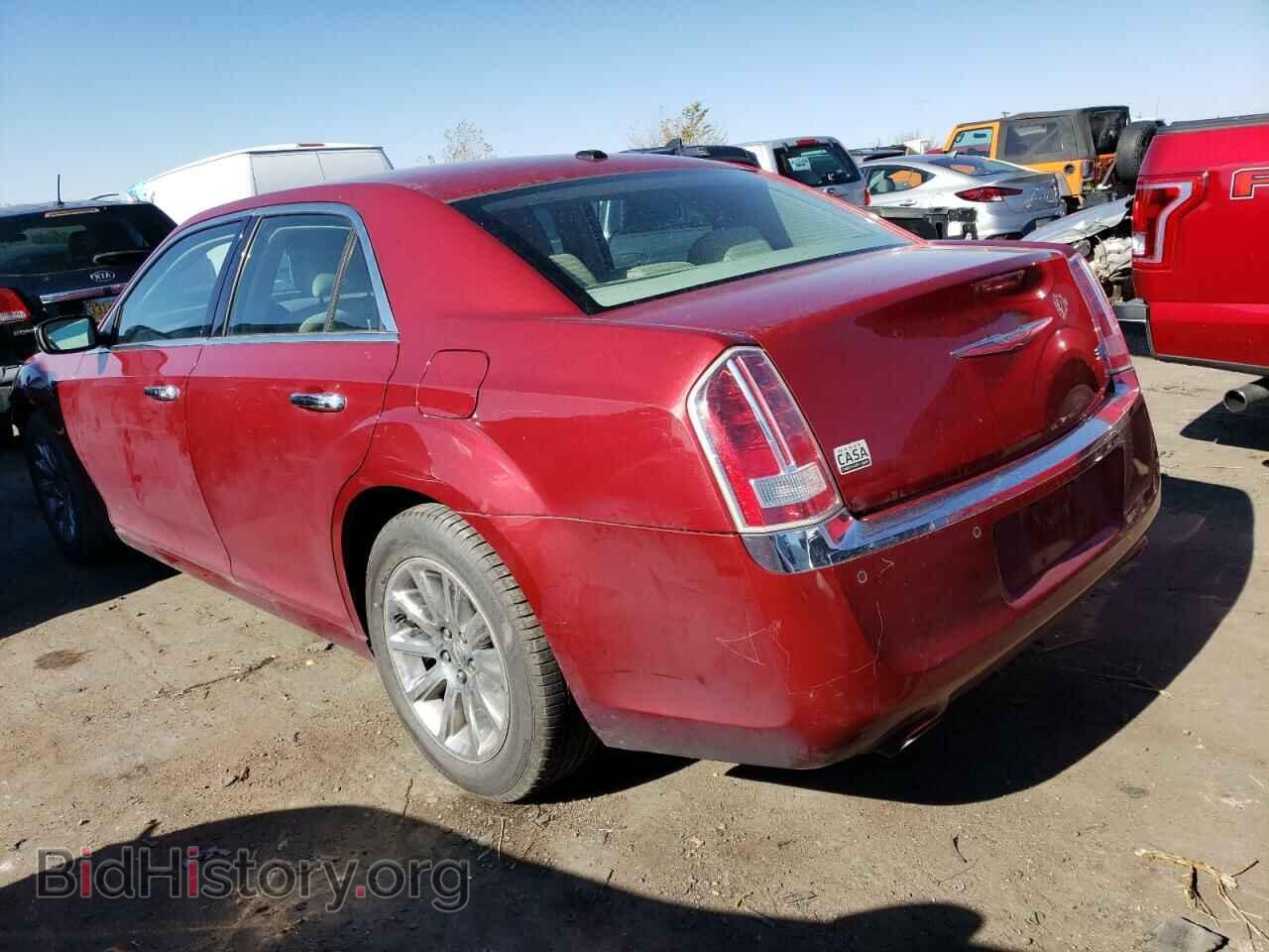 2011 CHRYSLER 300 - VIN: 2C3CA6CT4BH537928 - Фото 2