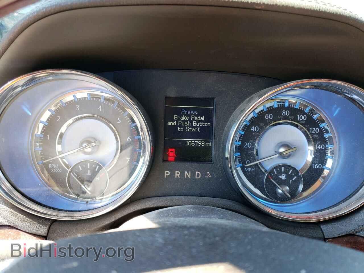 2011 CHRYSLER 300 - VIN: 2C3CA6CT4BH537928 - Фото 9