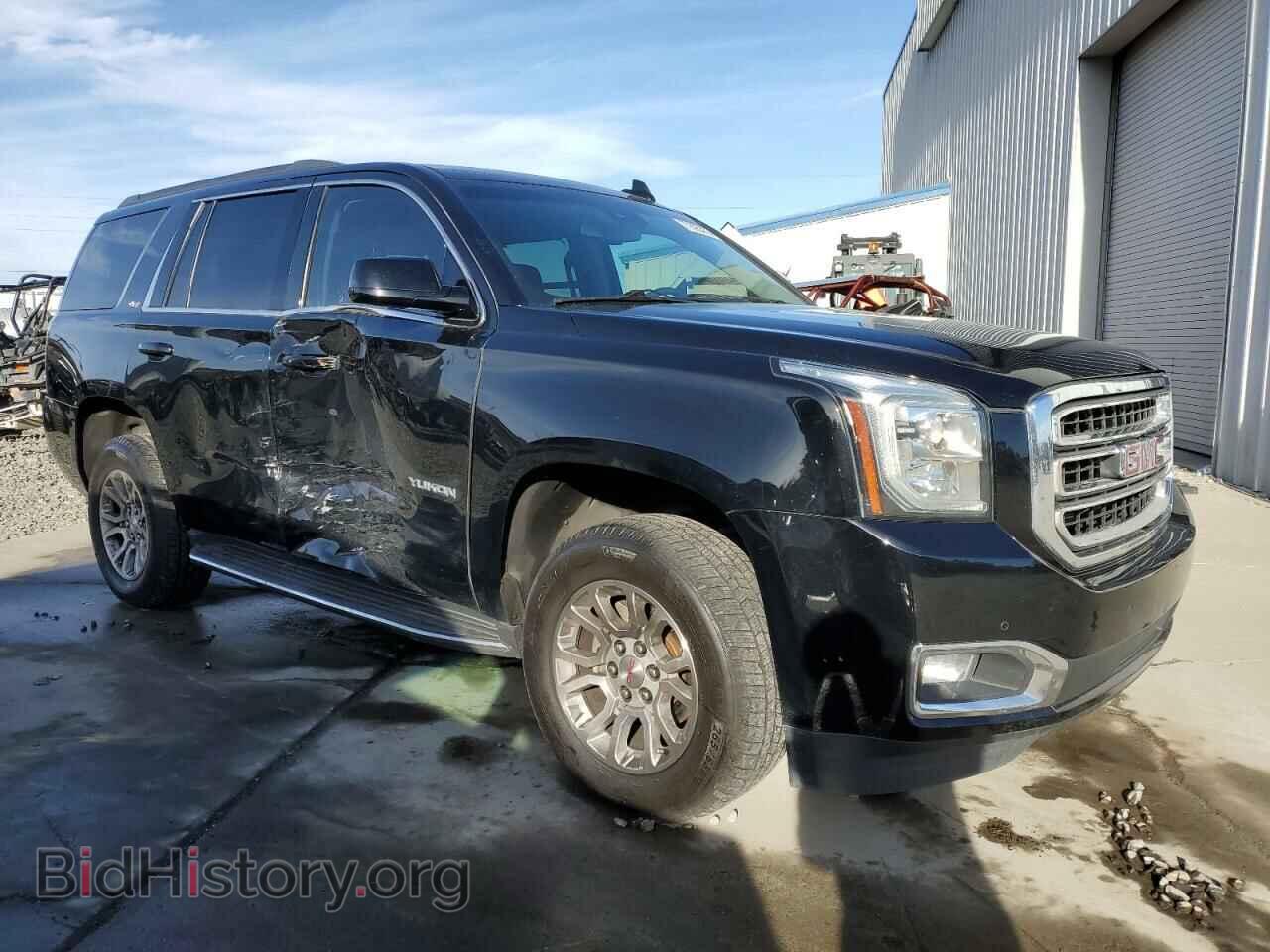 2017 GMC YUKON - VIN: 1GKS2BKC9HR200425 - Photo 4