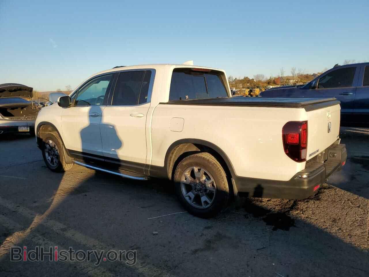 2019 HONDA RIDGELINE - VIN: 5FPYK3F56KB044243 - Фото 2