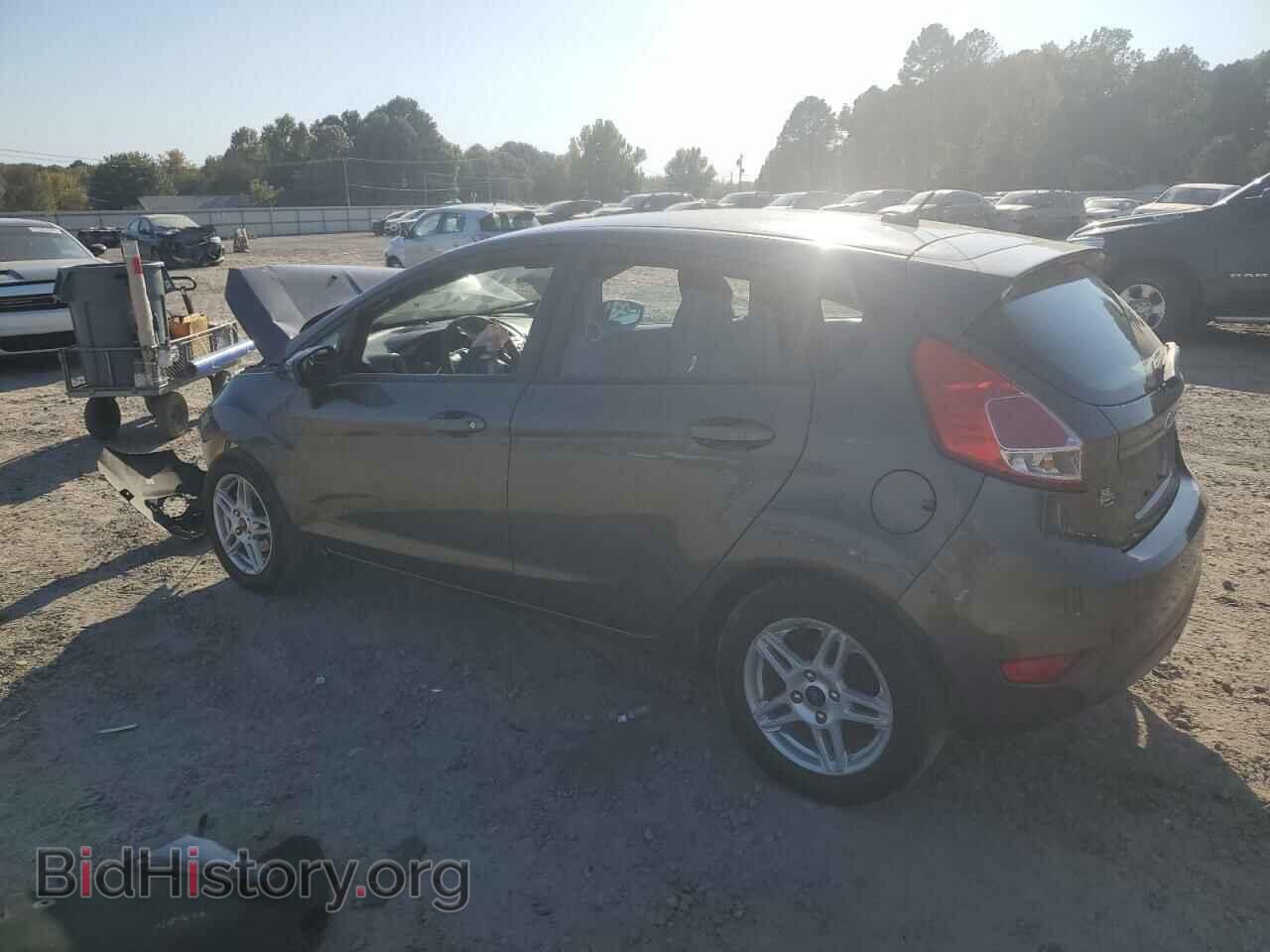 2018 FORD FIESTA - VIN: 3FADP4EJ8JM127864 - Фото 2