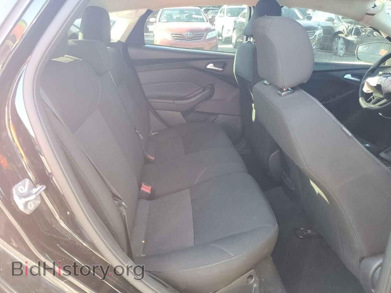 2017 FORD FOCUS - VIN: 1FADP3K29HL240600 - Фото 10