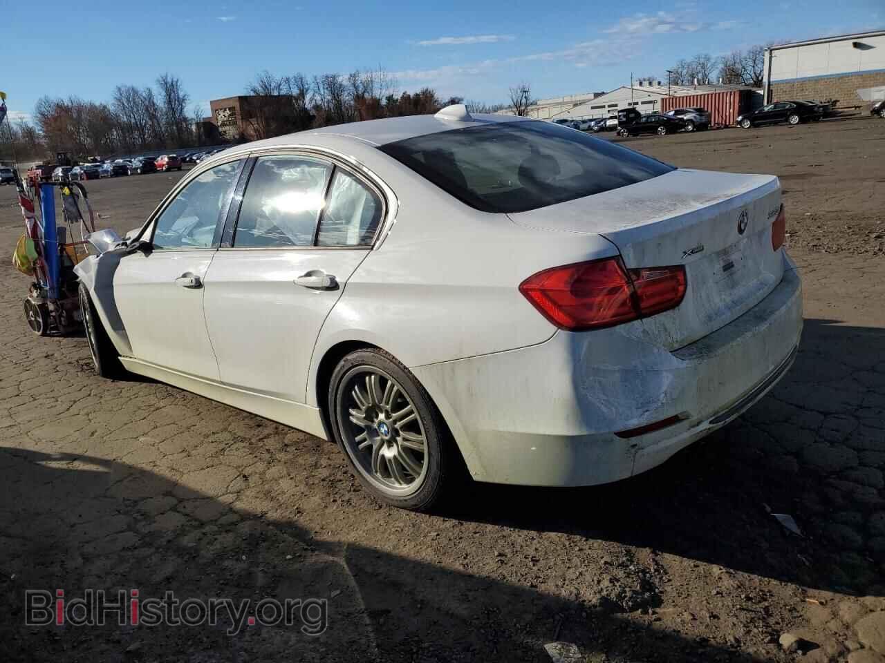2013 BMW 3 SERIES - VIN: WBA3B5G58DNS04346 - Фото 2