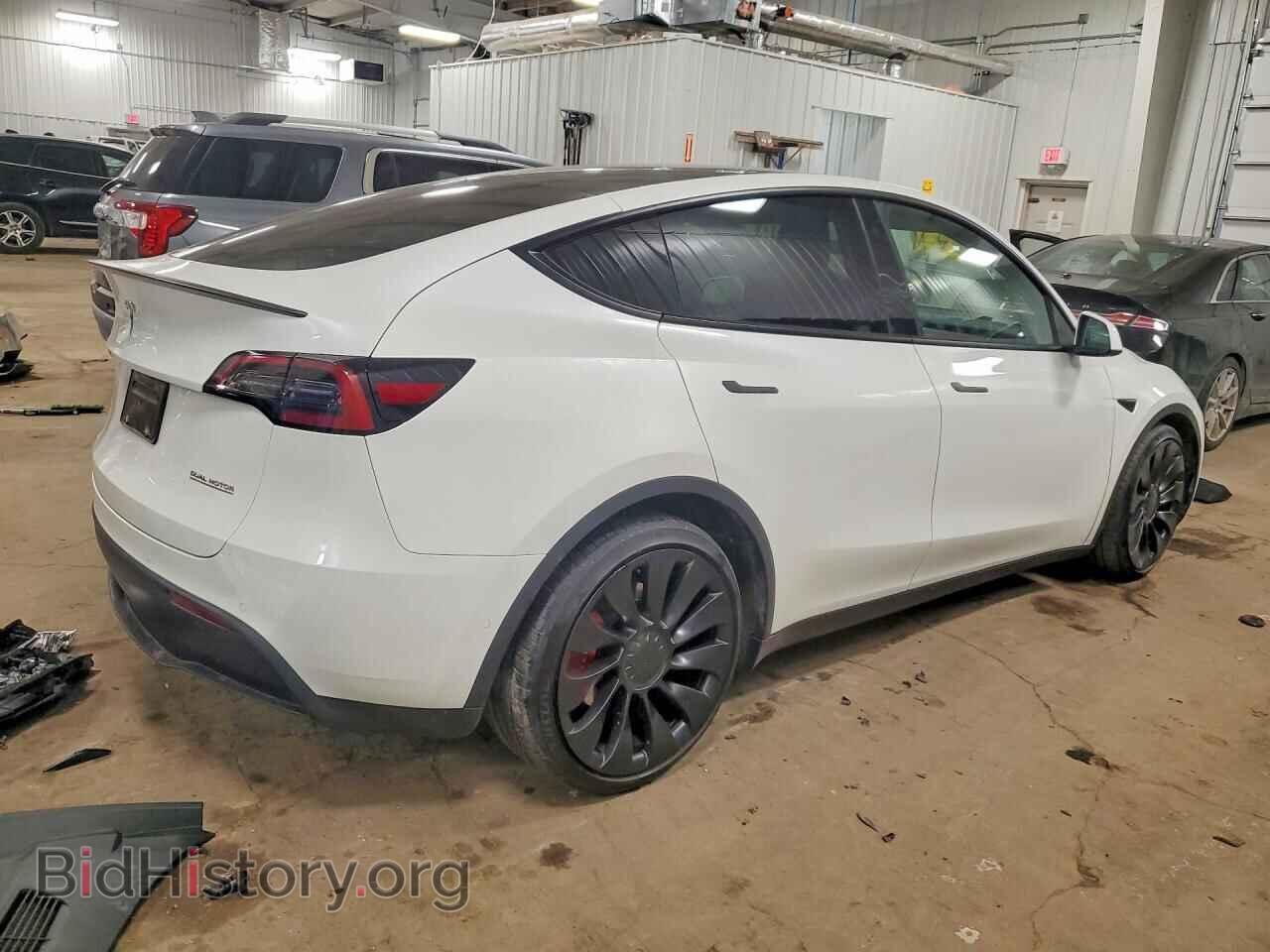 2022 TESLA MODEL Y - VIN: 7SAYGDEF2NF538018 - Photo 3