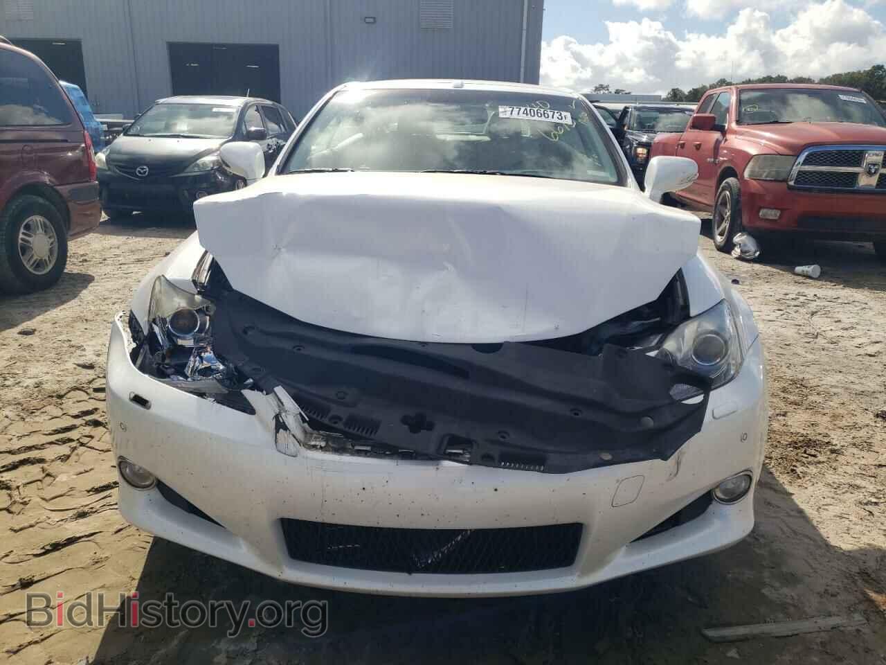 2010 LEXUS IS - VIN: JTHFF2C21A2501856 - Фото 5