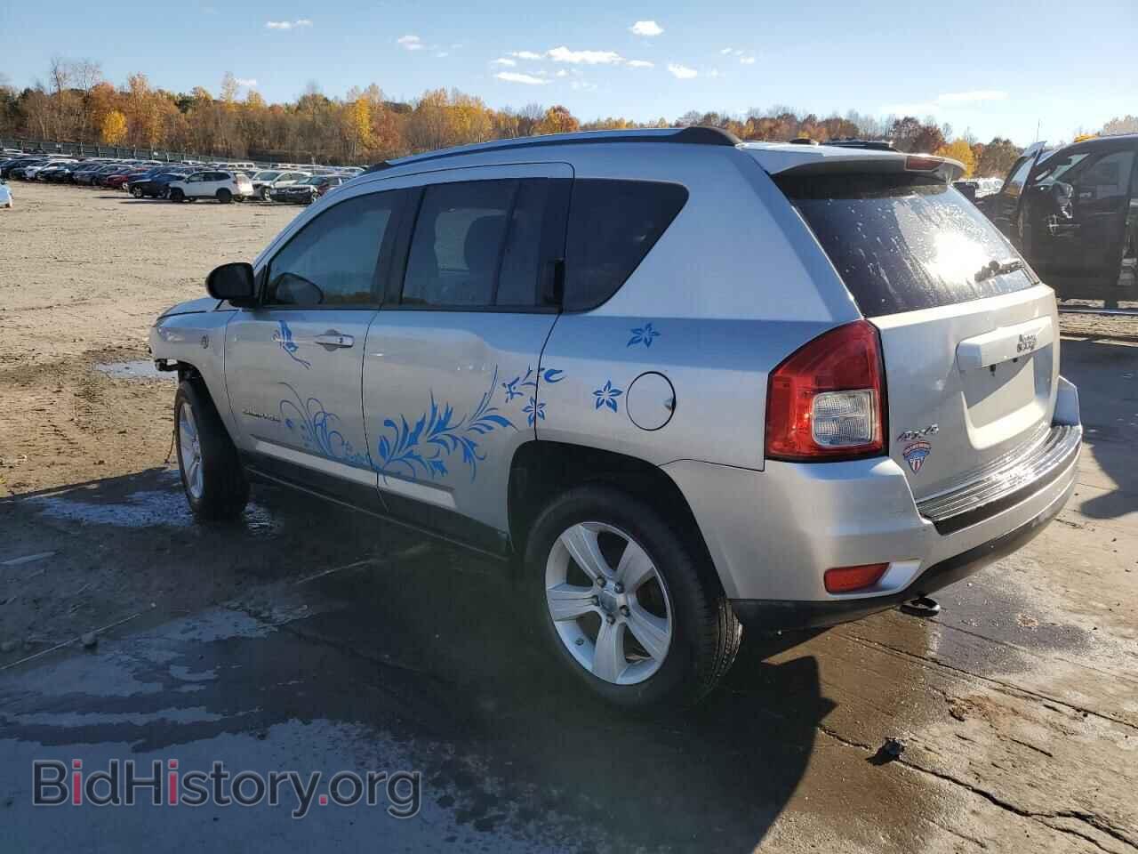 2011 JEEP COMPASS - VIN: 1J4NF1FB2BD182213 - Фото 2